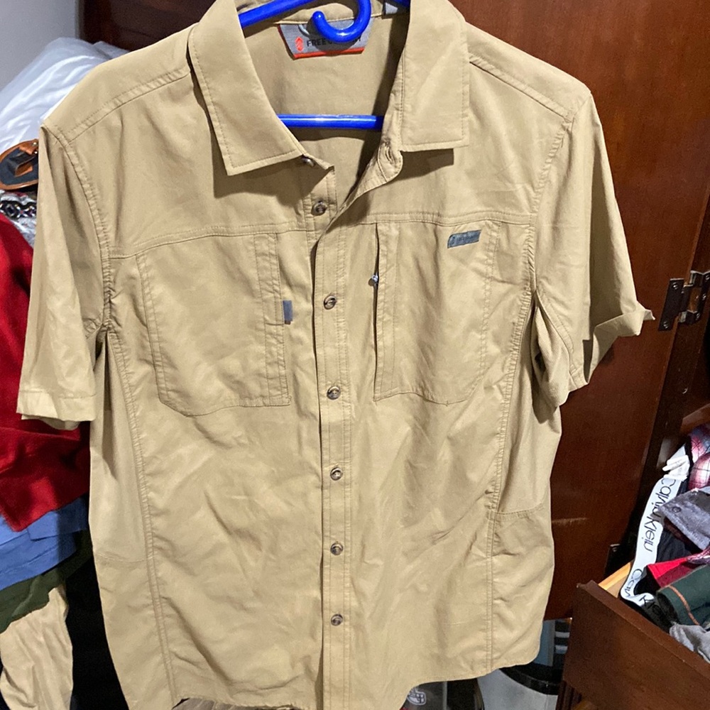 Free Country Buttoned Up